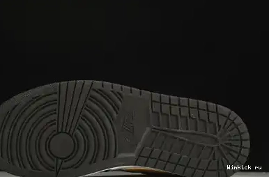 (2022) Jordan 1 Lakers Mid 0611